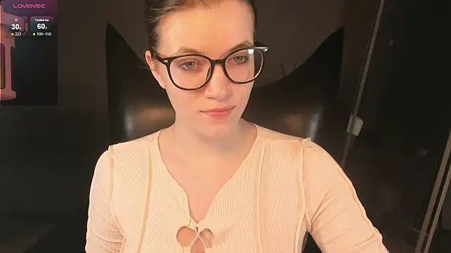 XXX chat uživo modela CathyAdams