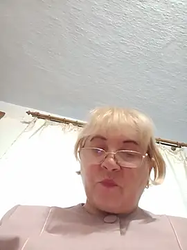 Chat +18 de Elena_Beautiful784 ao vivo