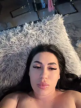 Andrestarr Adlı Modelin Canlı XXX Sohbeti