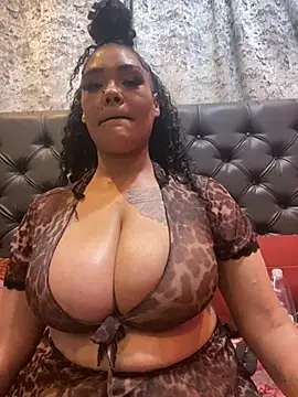 Czat XXX na żywo – SEXYPRADAxx11