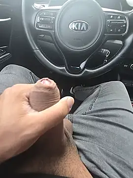 sergiu90のライブXXXチャット