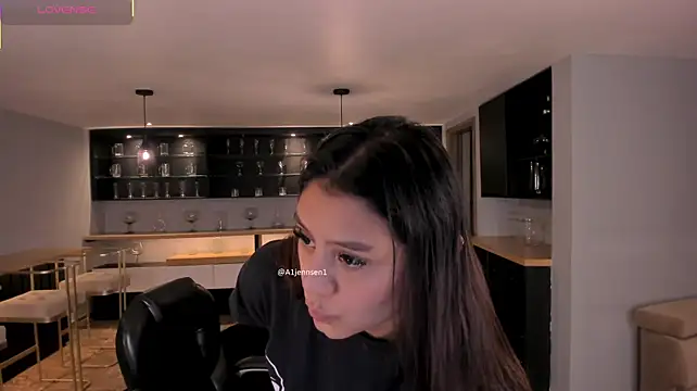 AllyJensen's Live XXX Chat