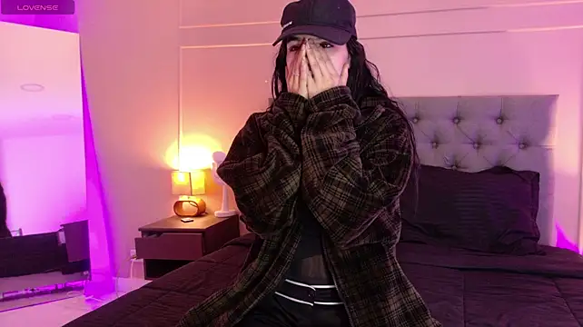 Онлайн чат XXX ALICESANDOVAL