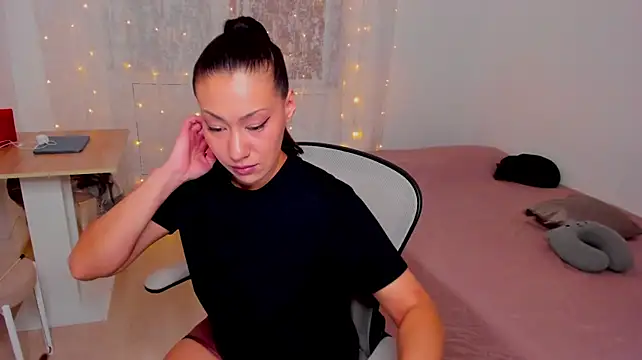 FieryHeart's Live XXX Chat
