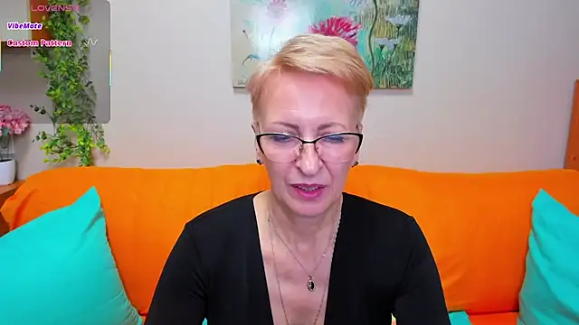 iamyourdream89 élő XXX-chatje