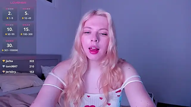 Cutie_Bambi 现场XXX聊天