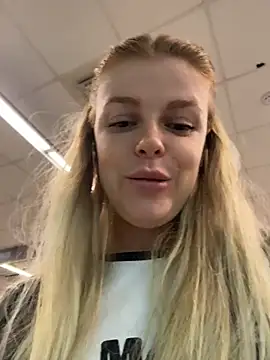 HarrietDart's Live XXX Chat