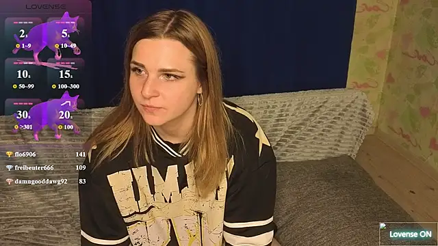 HelenMartines Adlı Modelin Canlı XXX Sohbeti