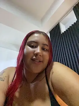 Chat +18 de Miaa_Foxx03 ao vivo