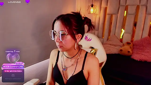 Chat +18 de Cuore_kazx ao vivo