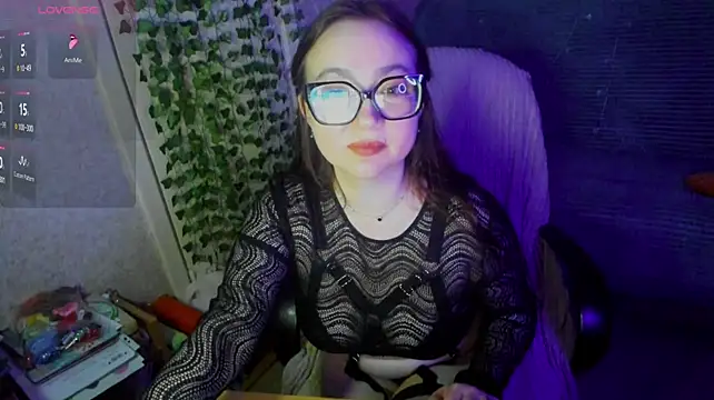 Micky_Wood Live XXX-chat