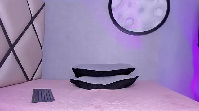 isaack_grant – Naživo XXX chat