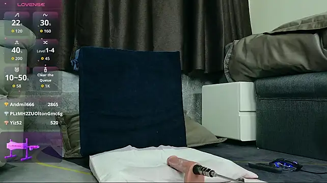 fox-yiyi's Live XXX Chat