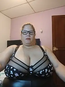 EllisW8 Live XXX-Chat