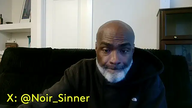 sinnernoir Adlı Modelin Canlı XXX Sohbeti