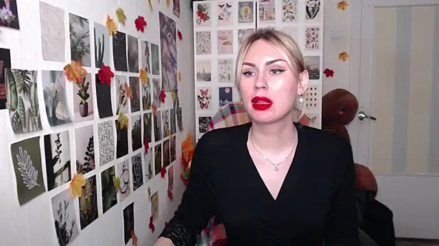 CapriScorpion Adlı Modelin Canlı XXX Sohbeti