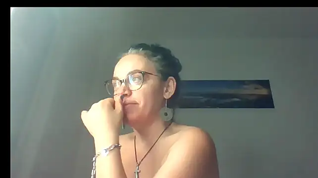 Živý XXX chat Ju-Hot