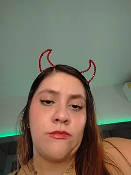 Chatroom XXX en direct de Sthef_Castle