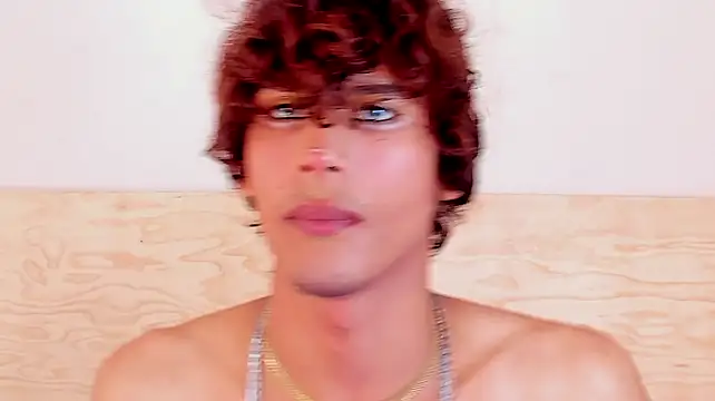 XXX chat uživo modela derek_blake