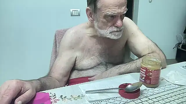 coach-karl élő XXX-chatje