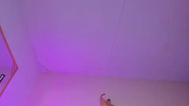 Selene_bennet élő XXX-chatje