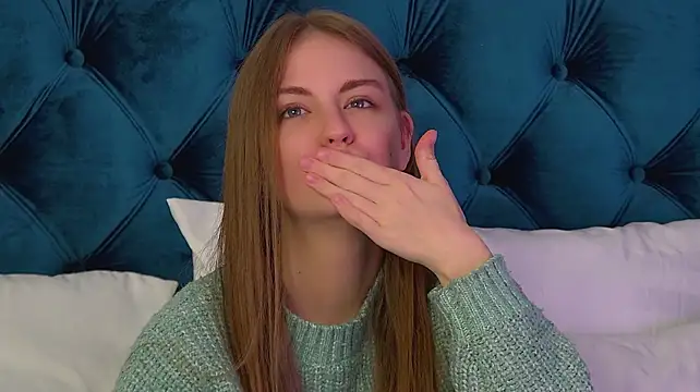 SofiaSarvains élő XXX-chatje