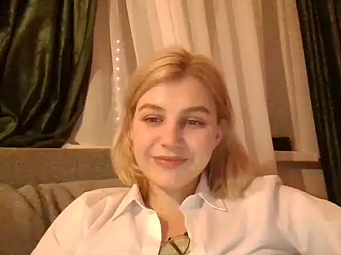 Irenora élő XXX-chatje