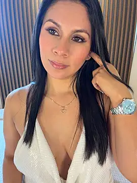 Sofia_Convers Chat XXX in diretta