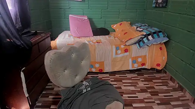 DanaaRey élő XXX-chatje