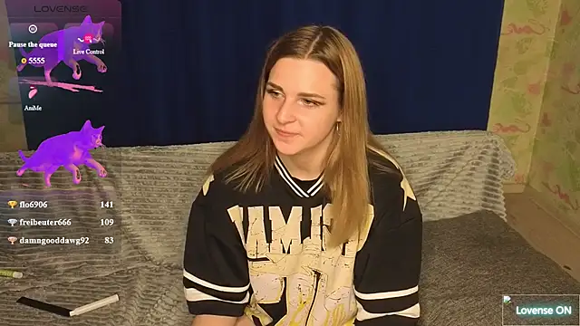 HelenMartines XXX чат на живо