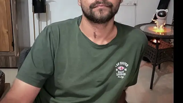 Živý XXX chat Mr_Raje