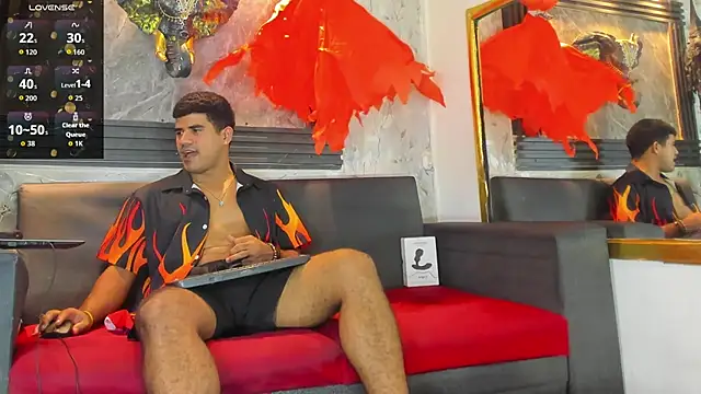 Latins_on_fire Show Webcam