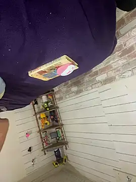 Živý XXX chat Trenaonmute