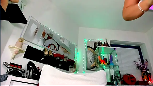 Živý XXX chat 2bigass4_u