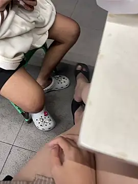 _AnneMia_'s Live XXX Chat