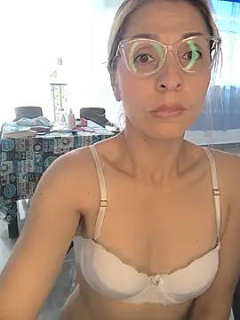AlexaFoxx_: απευθείας συνομιλία ΧΧΧ