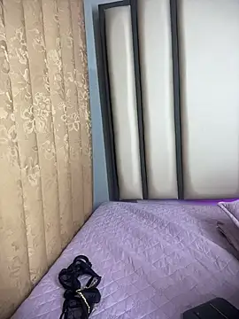 Maddie_01's Live XXX Chat