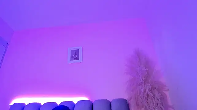 BellaAndDominick XXX чат на живо
