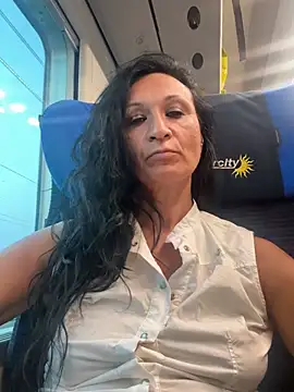 Chat +18 de Luna-77 ao vivo