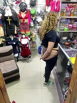 ROSALIASSHOPn Live XXX chat