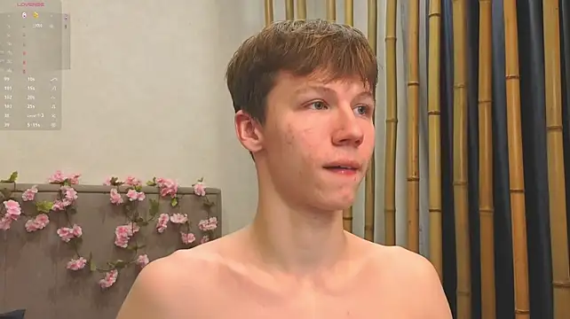 cuMte_boyのライブXXXチャット