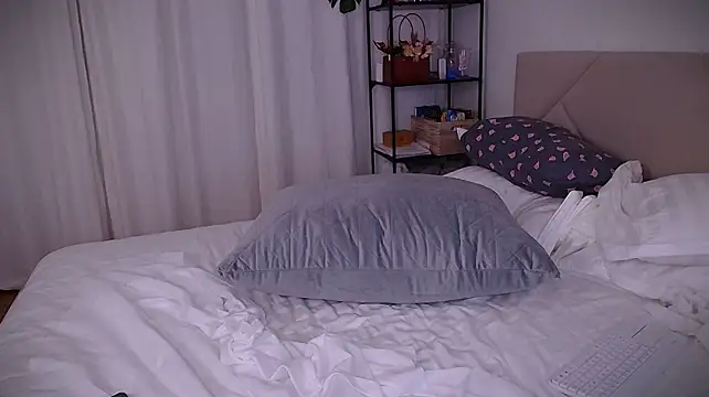NakedVenus__ live XXX chat