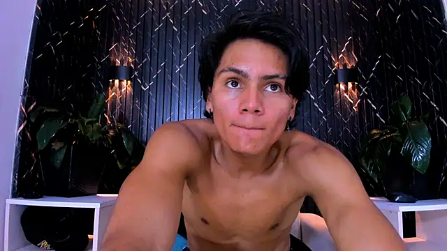 PatrickHard_ XXX чат на живо
