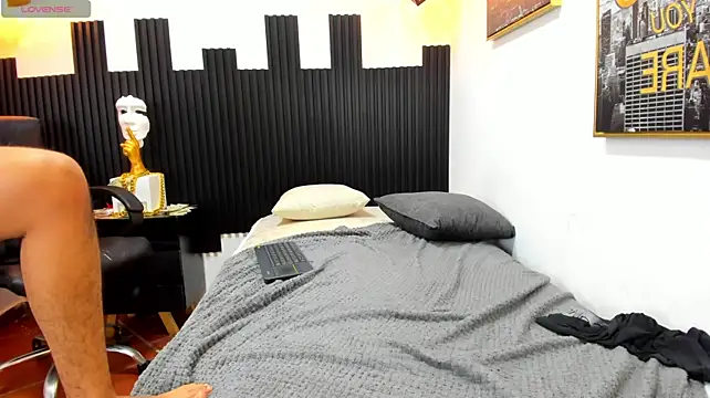 ren_storm Chat XXX live