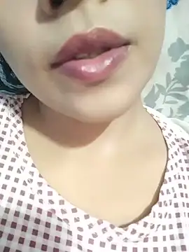 Živý XXX chat Anki-doll