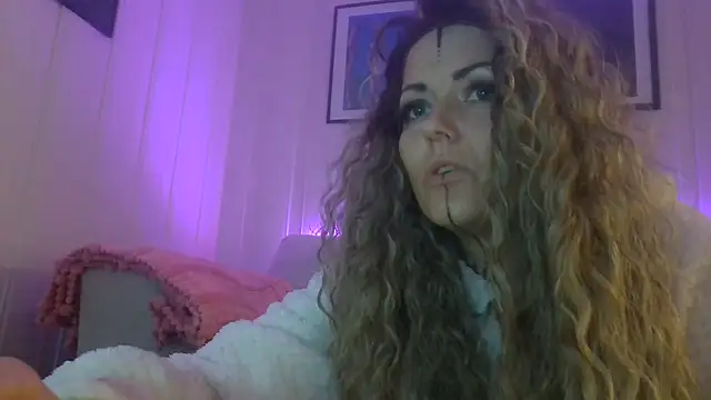 MyManCave's Live XXX Chat
