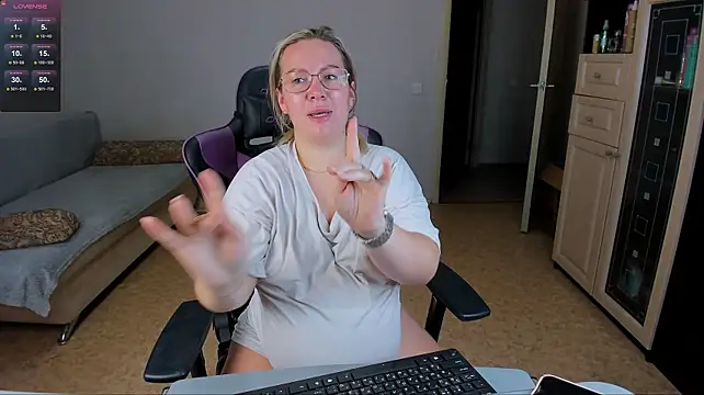 Pregnantariana élő XXX-chatje