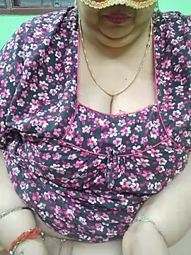 Tamil-mayasri's Live XXX Chat