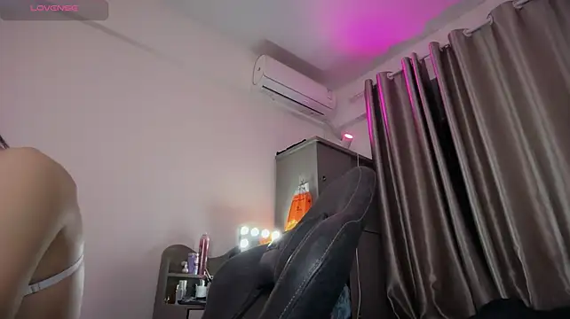 แชท XXX สดของ BAIBAaiSu