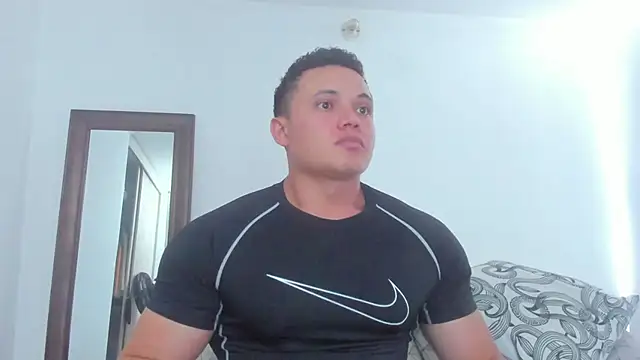 KingLevi01 Live XXX Chat